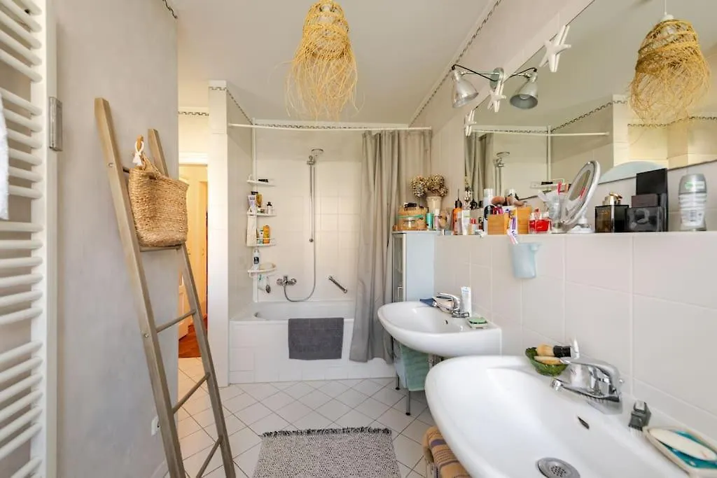 Apartament Haus Oktober Monachium